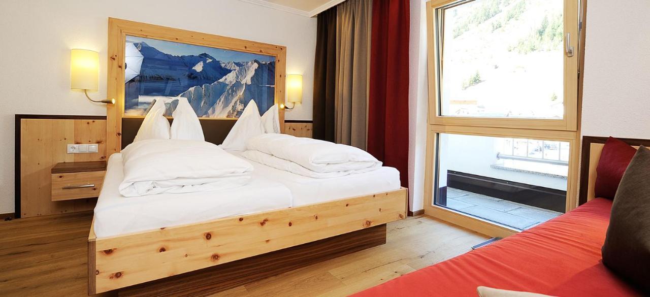 Hotel Kristall B&B Ischgl Exterior foto