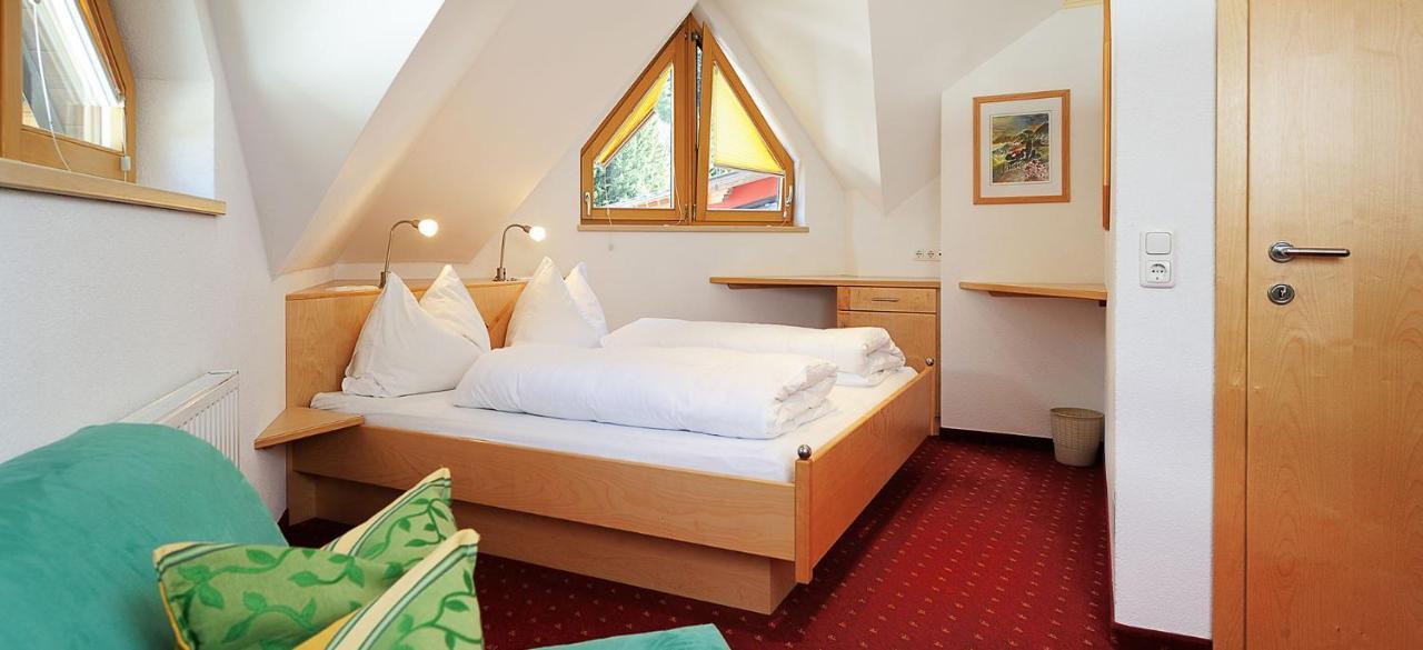Hotel Kristall B&B Ischgl Exterior foto